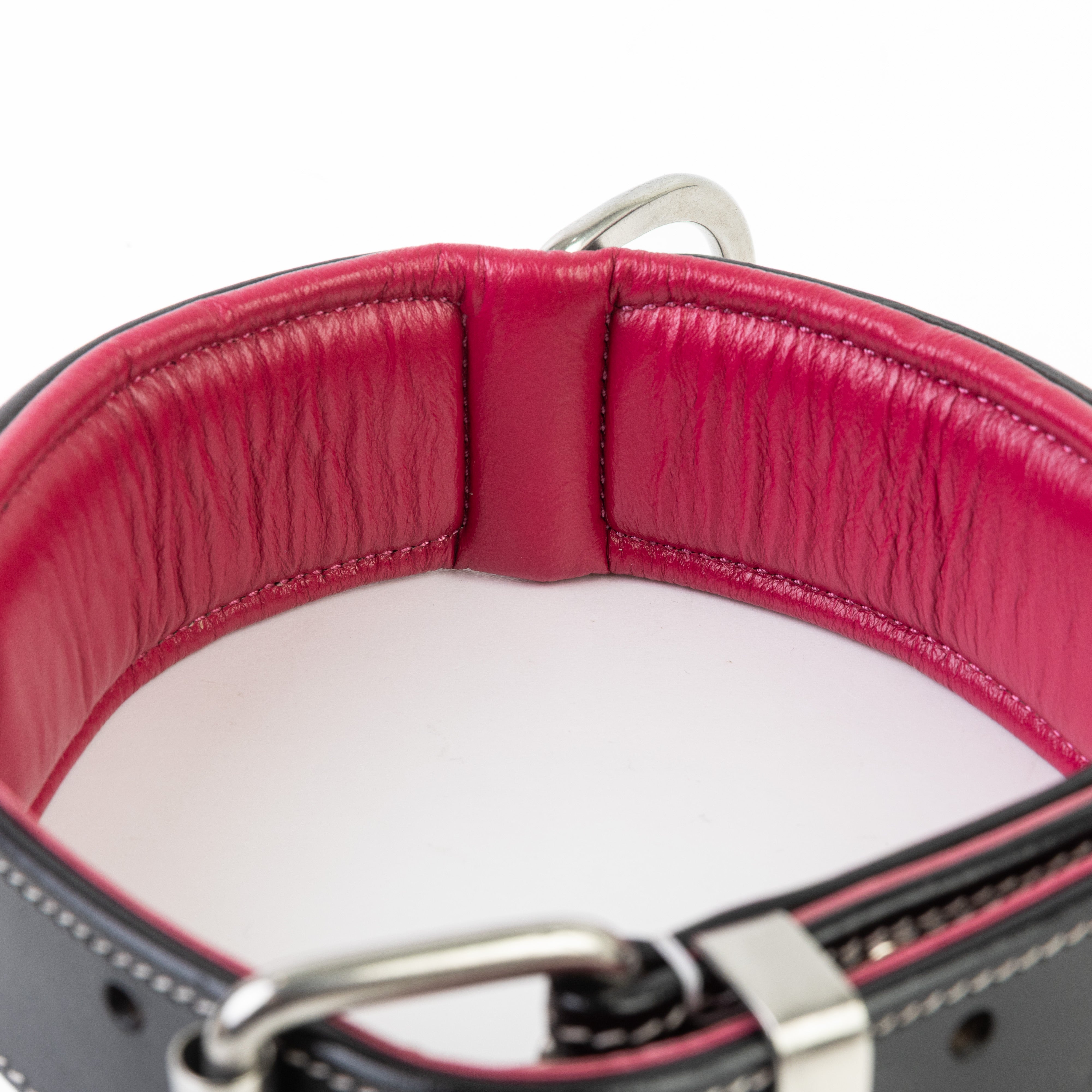 Hand Made Leather Dog Collar - Queen of Hearts (Wide Fit)